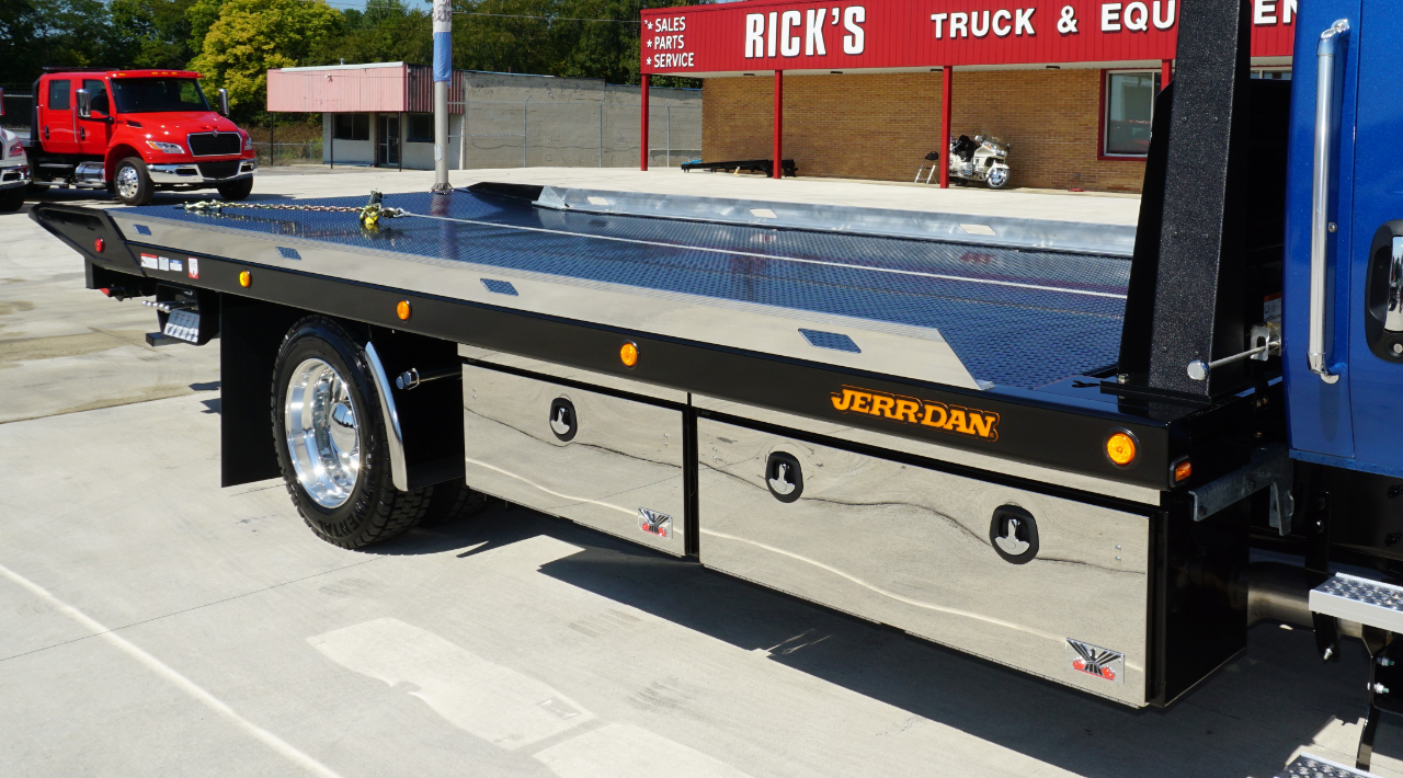 International MV  2026 International MV  2026