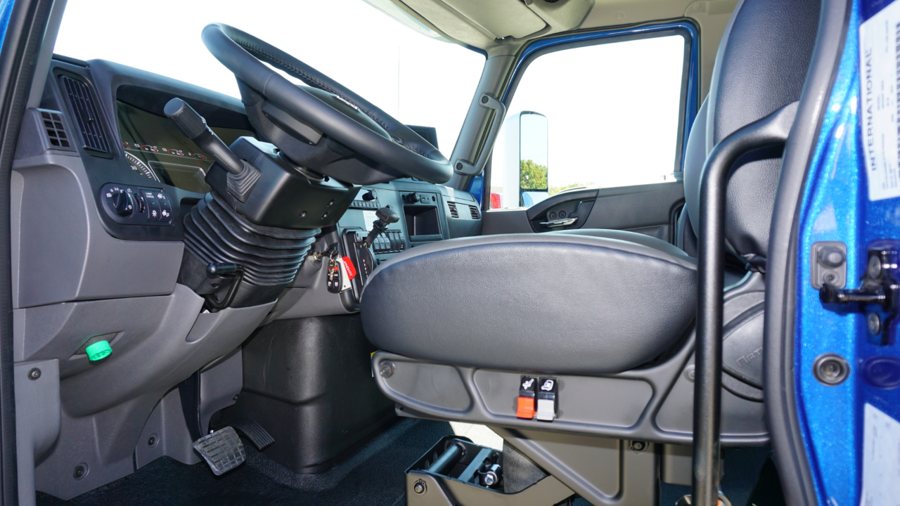 International MV  2026 International MV  2026