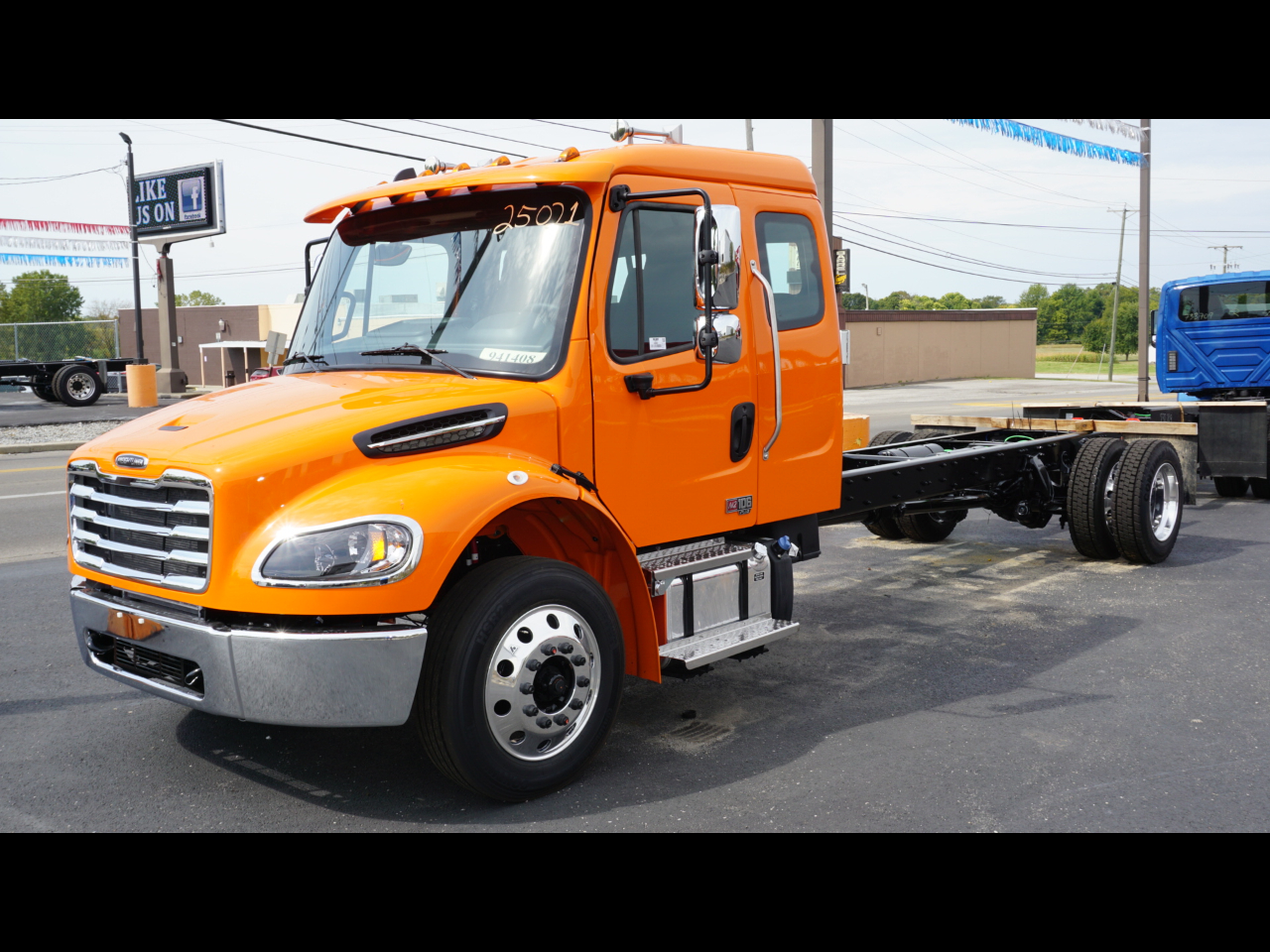 Freightliner M2 106  2026 Freightliner M2 106  2026