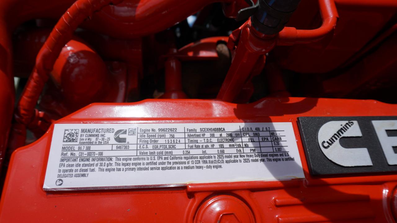 Freightliner M2 106  2026