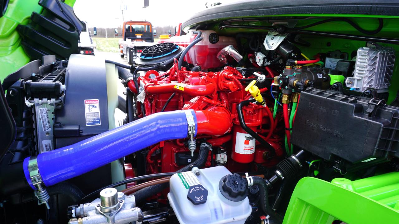 Freightliner M2 106  2026