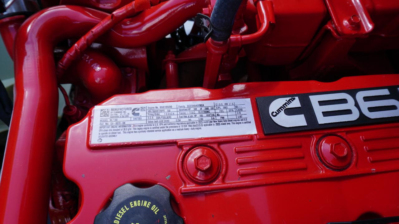 Freightliner M2 106  2026