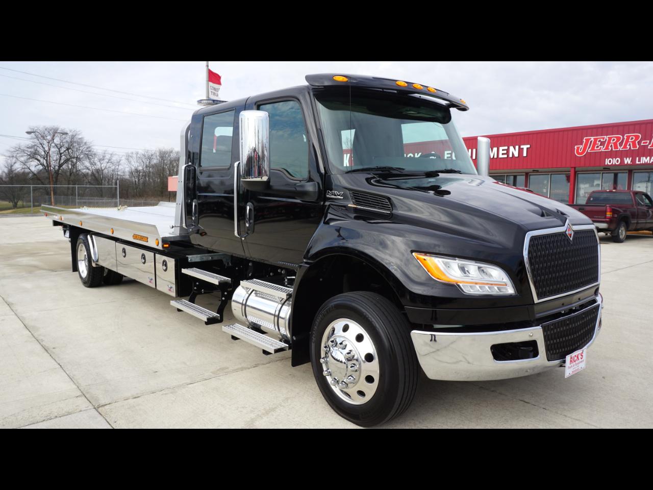 2026 International MV607 JerrDan 22' XLP Aluminum Rollback