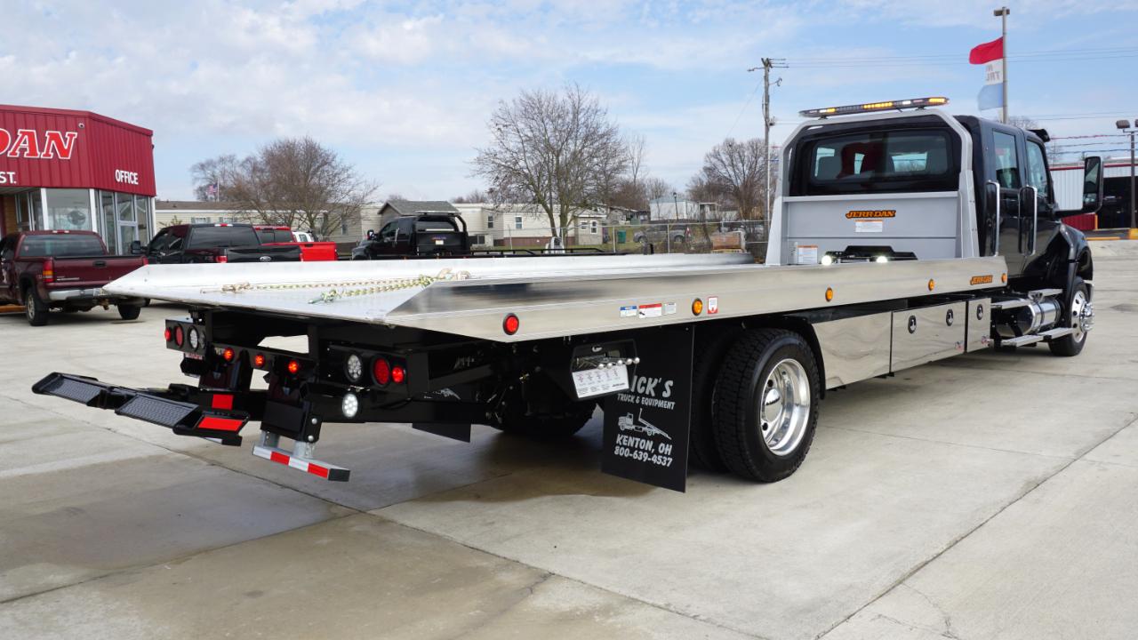 International MV607  2026