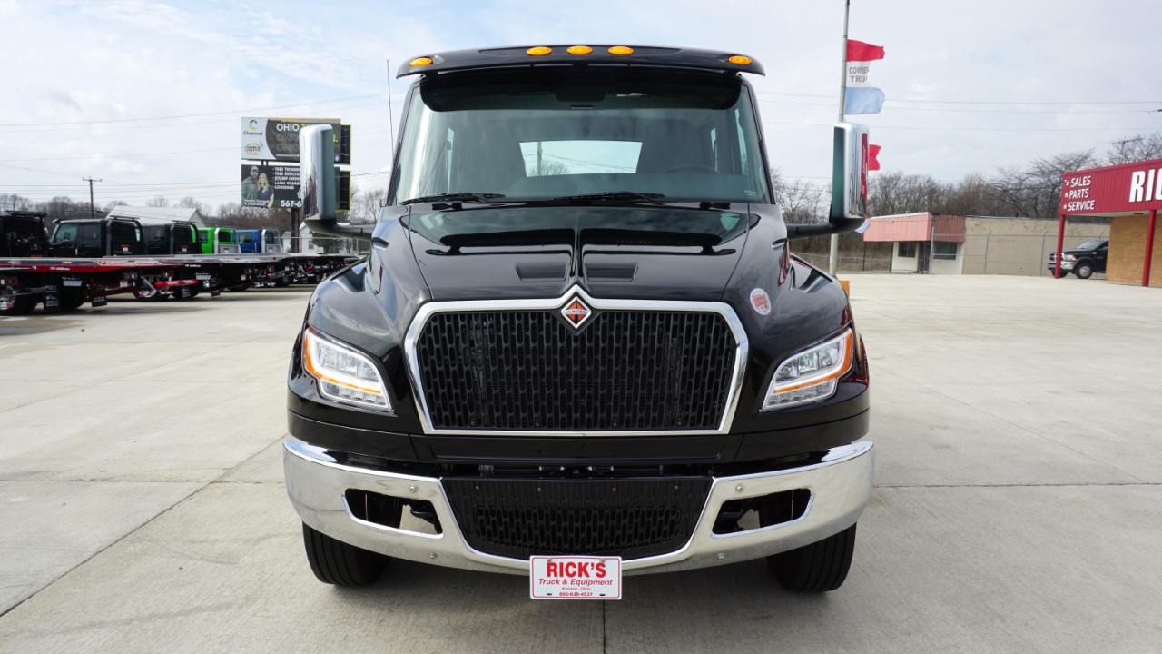 International MV607  2026