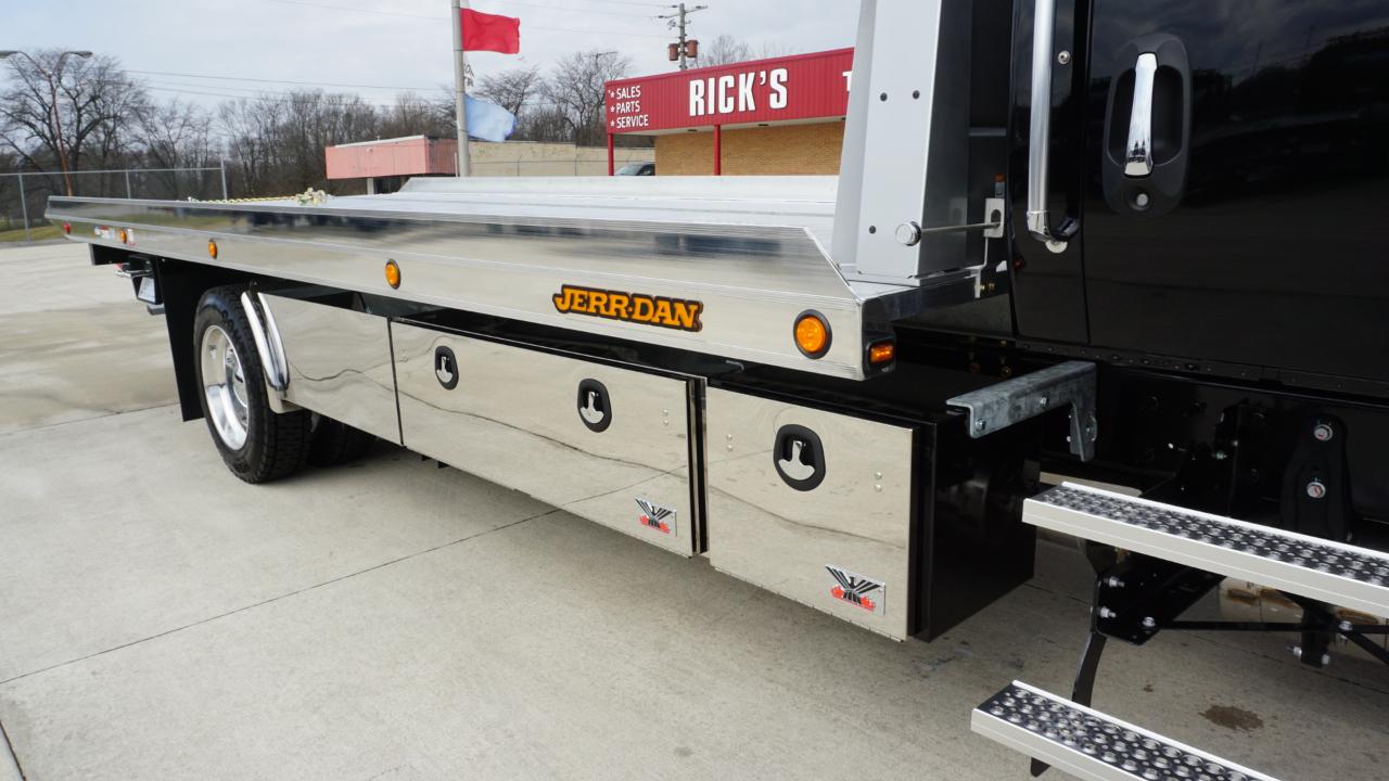 International MV607  2026