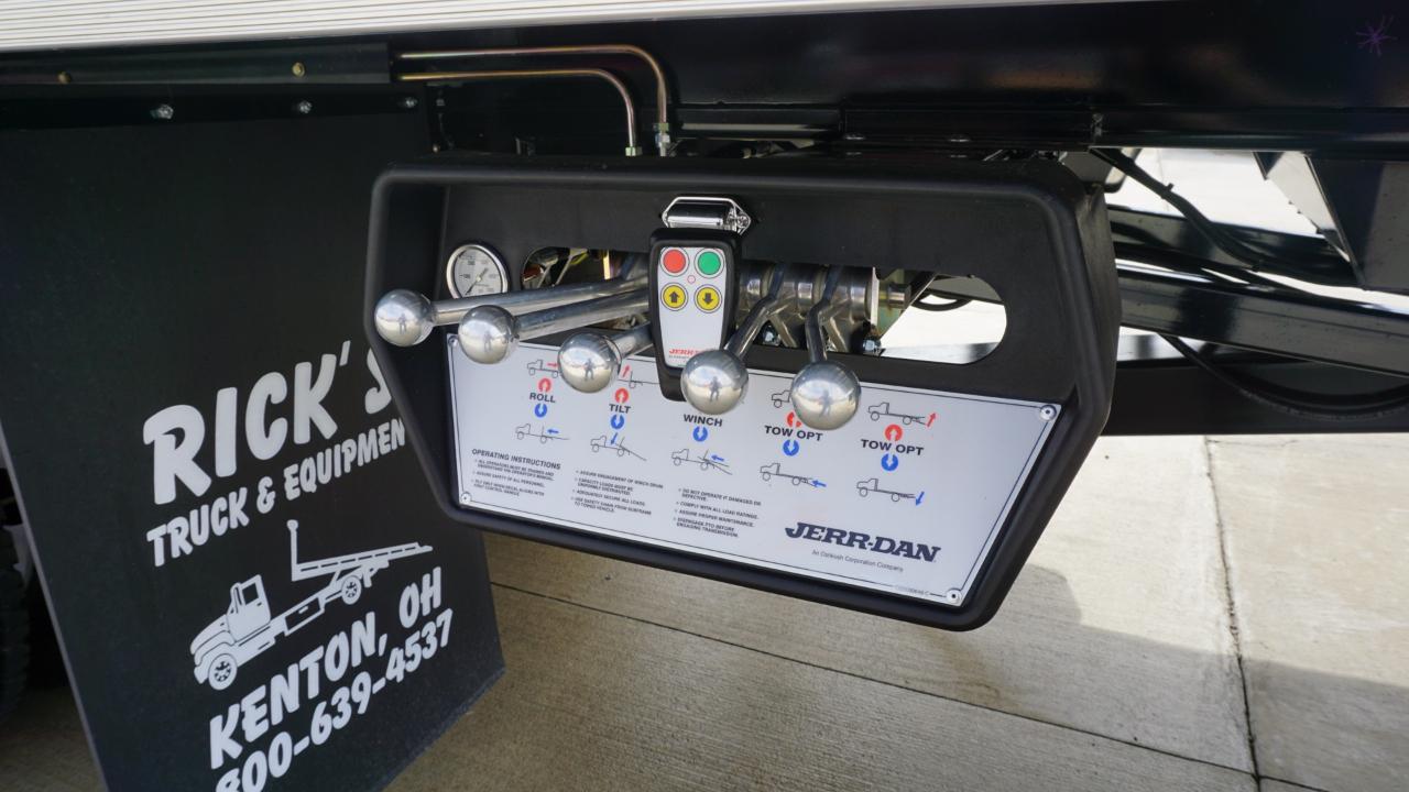 International MV607  2026