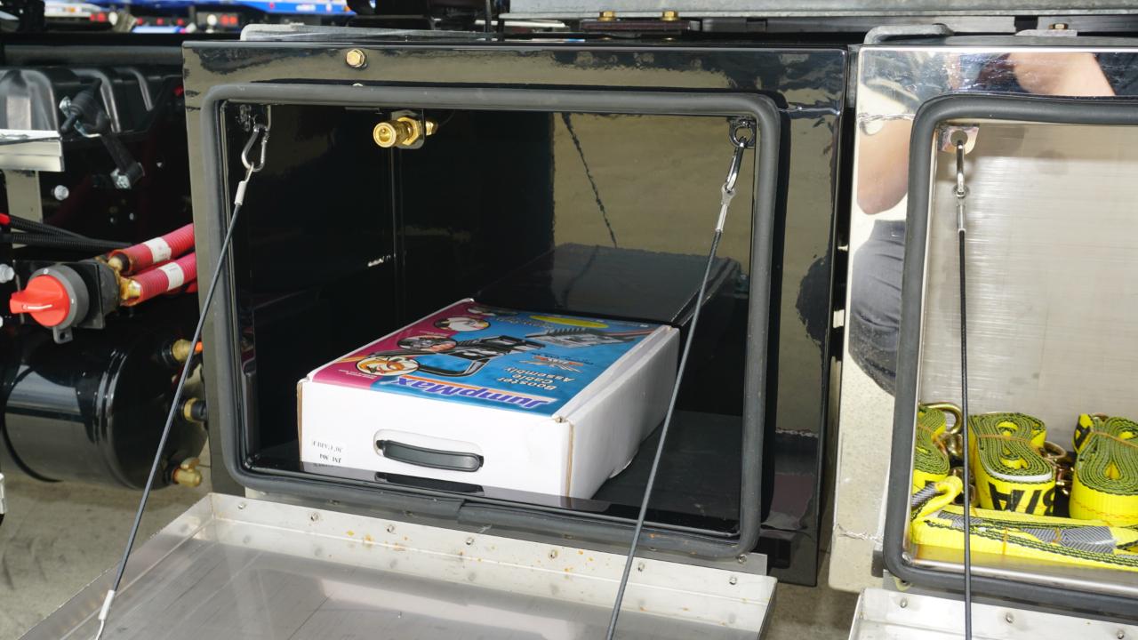 International MV607  2026