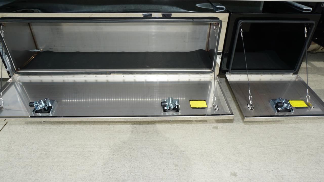 International MV607  2026