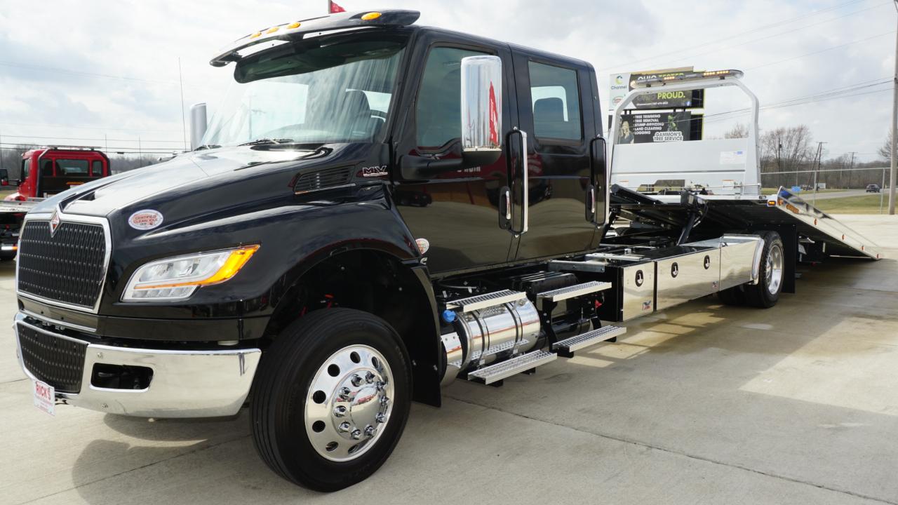 International MV607  2026