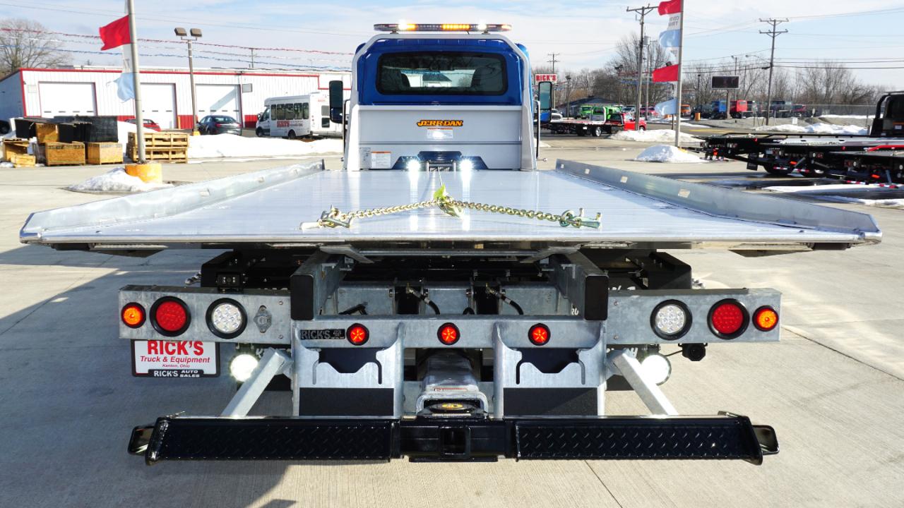 International MV607  2026