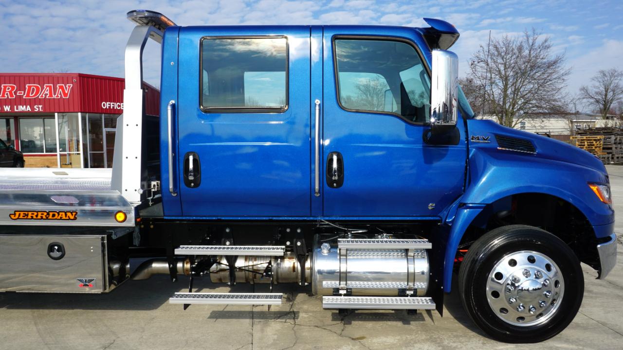 International MV607  2026