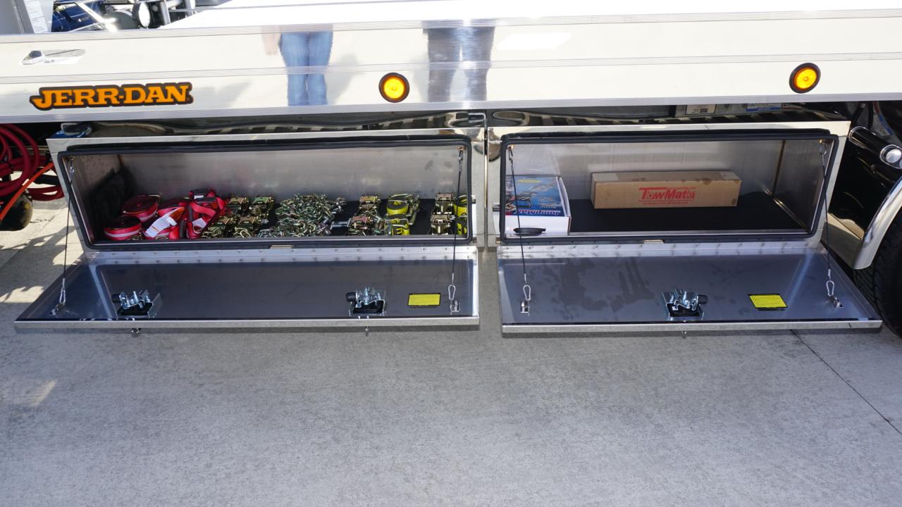 International MV607  2026