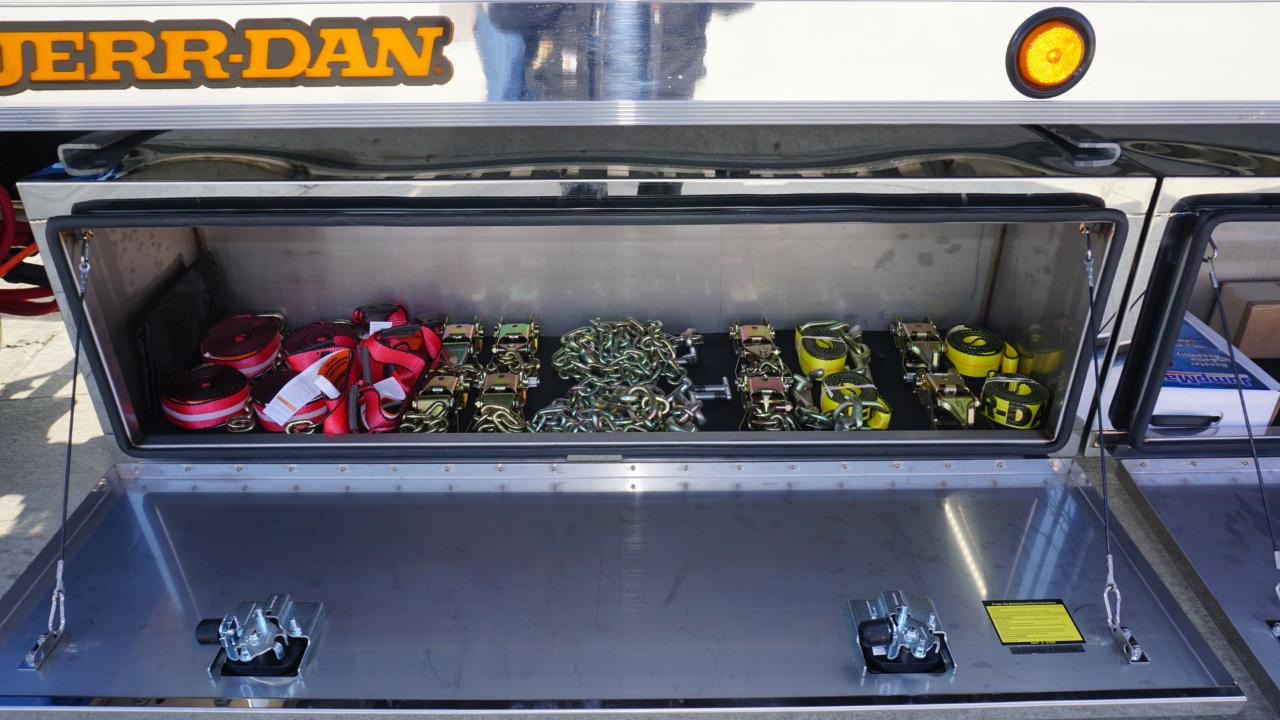 International MV607  2026