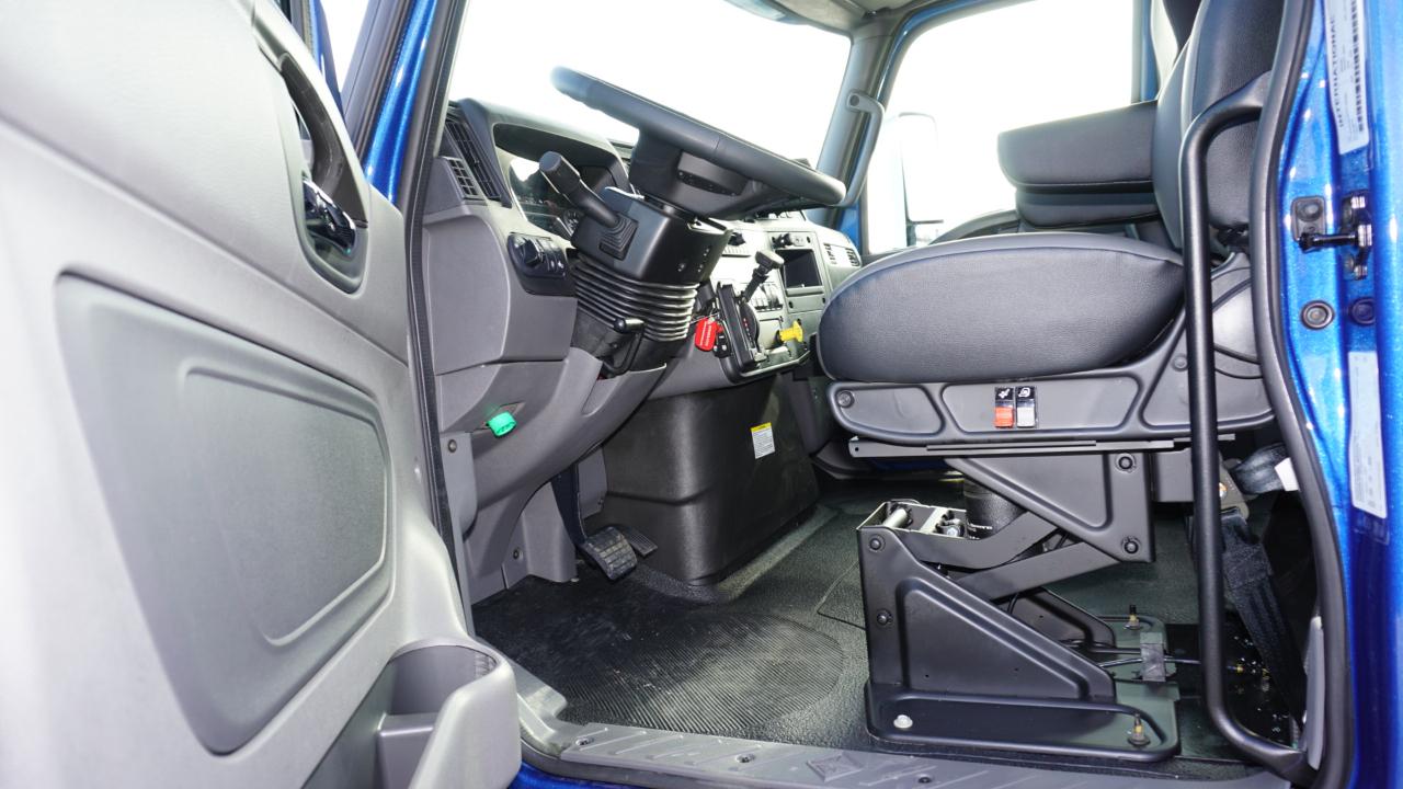 International MV607  2026