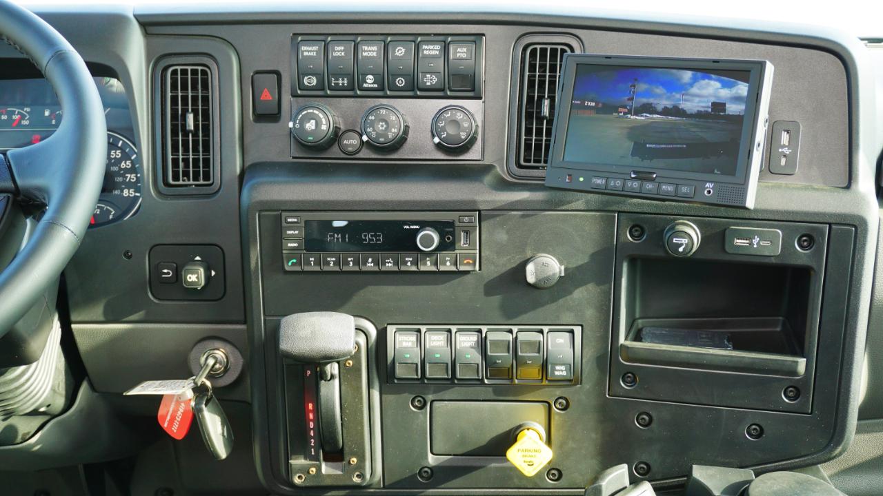 International MV607  2026