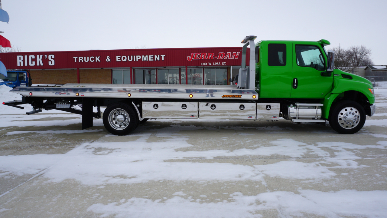 International MV607  2026