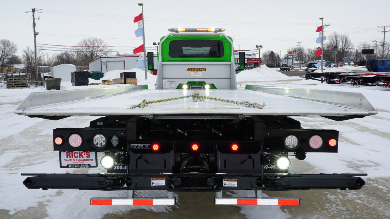 International MV607  2026