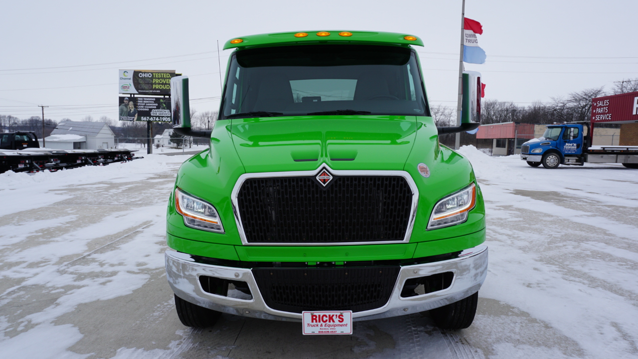 International MV607  2026