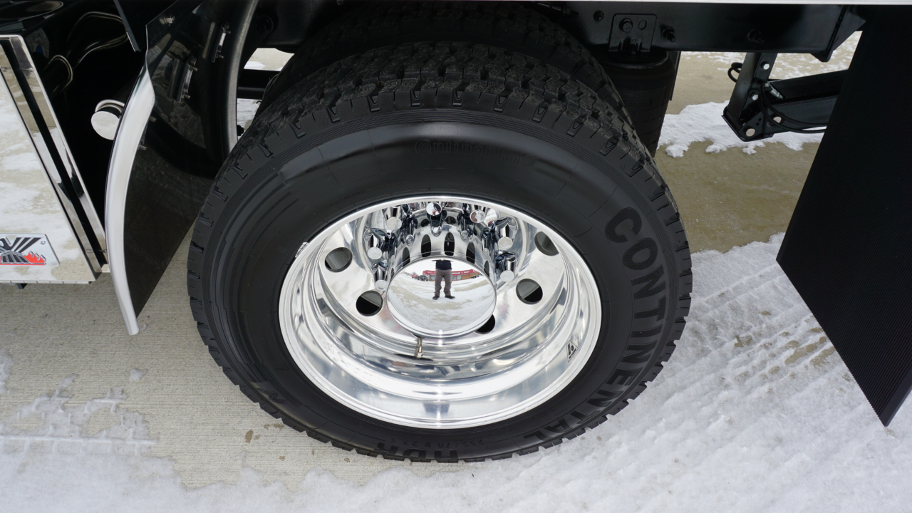 International MV607  2026