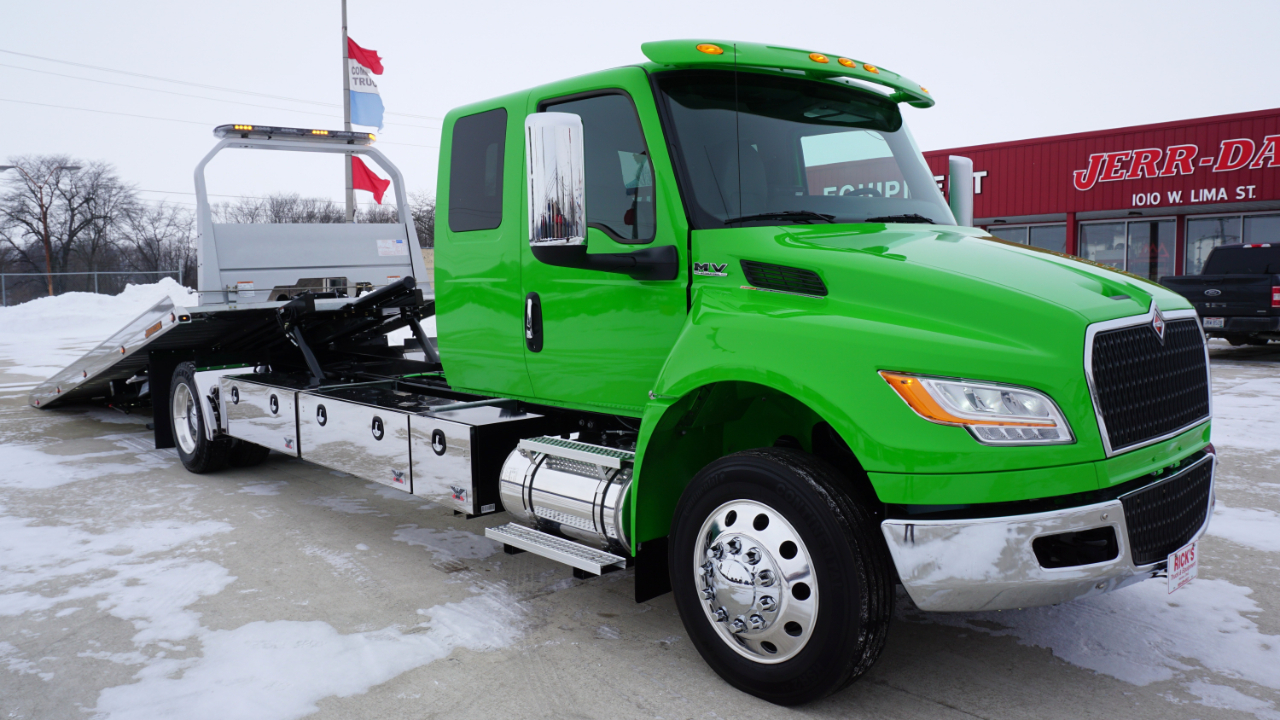 International MV607  2026