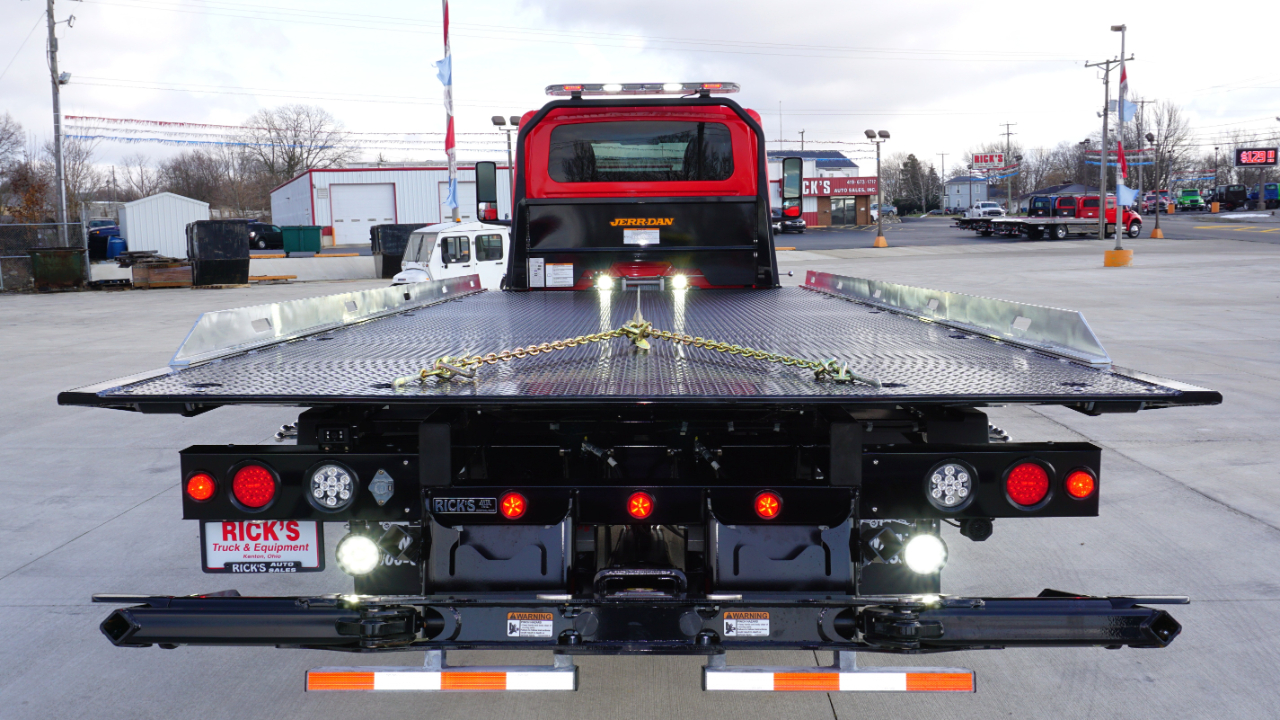 International MV607  2026