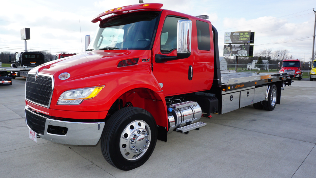 International MV607  2026