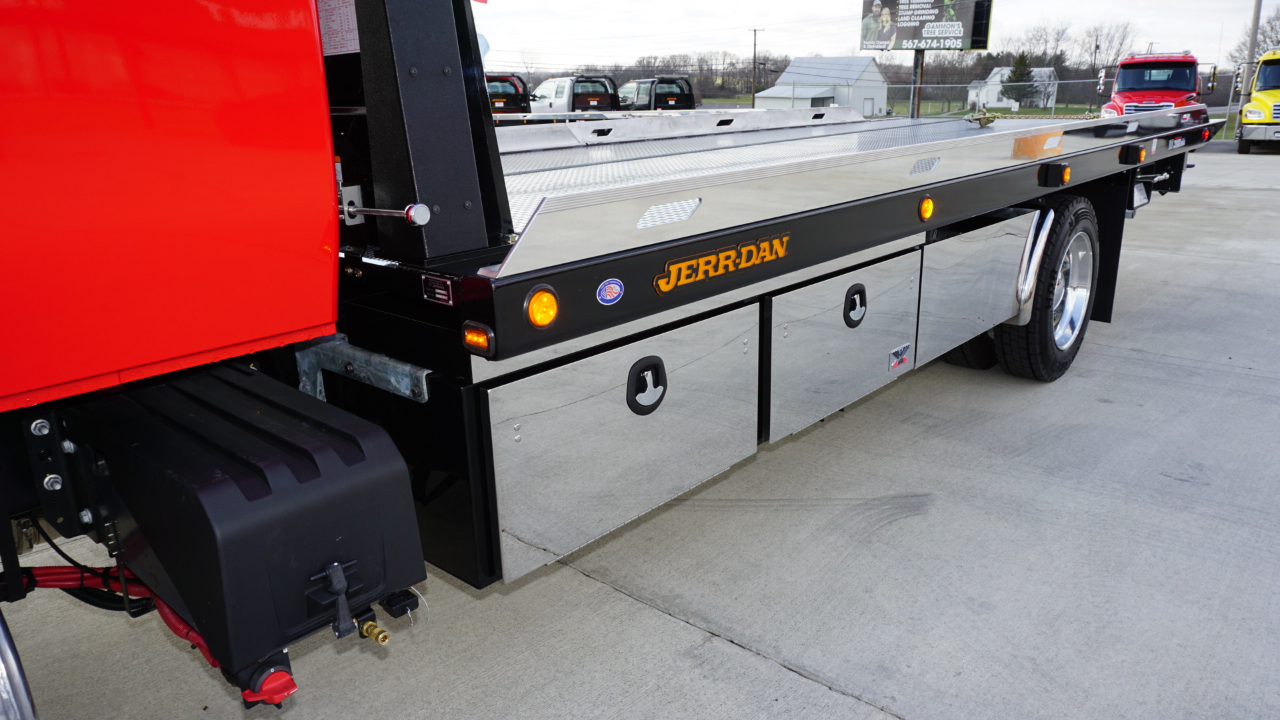 International MV607  2026