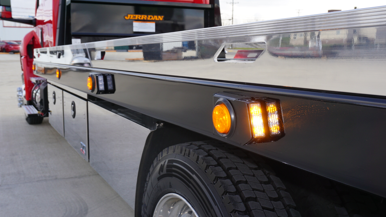 International MV607  2026