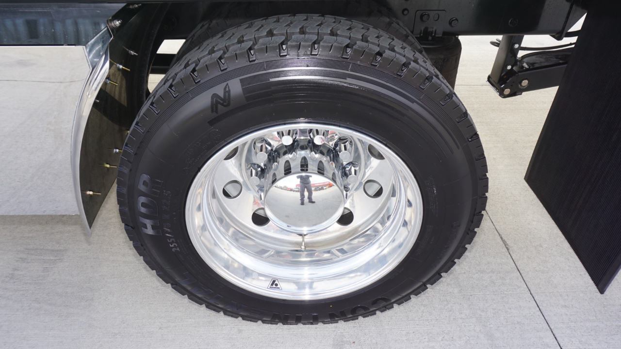 International MV607  2026