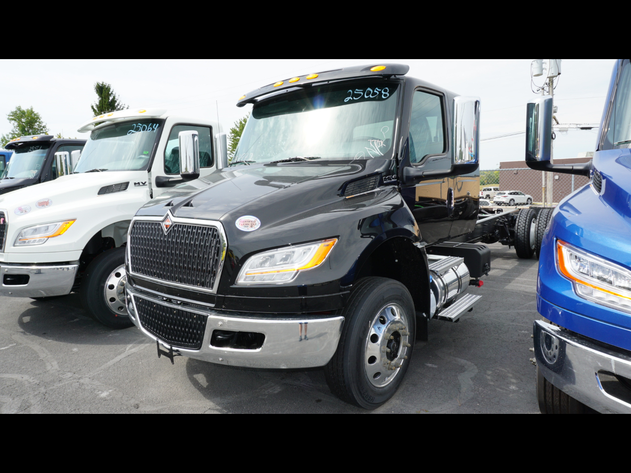 International MV607  2026 International MV607  2026