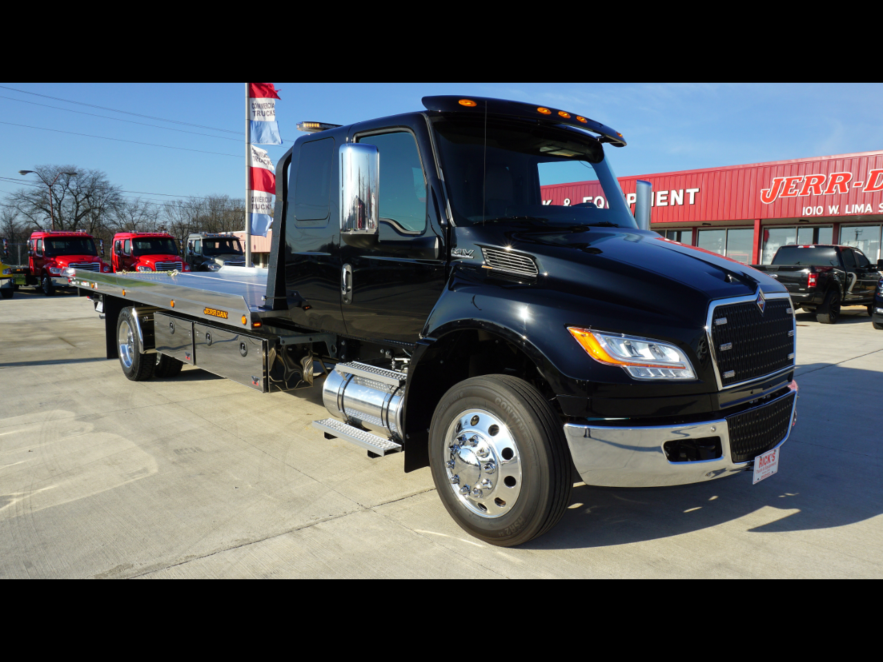 International MV607  2026