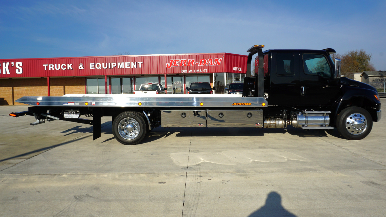 International MV607  2026