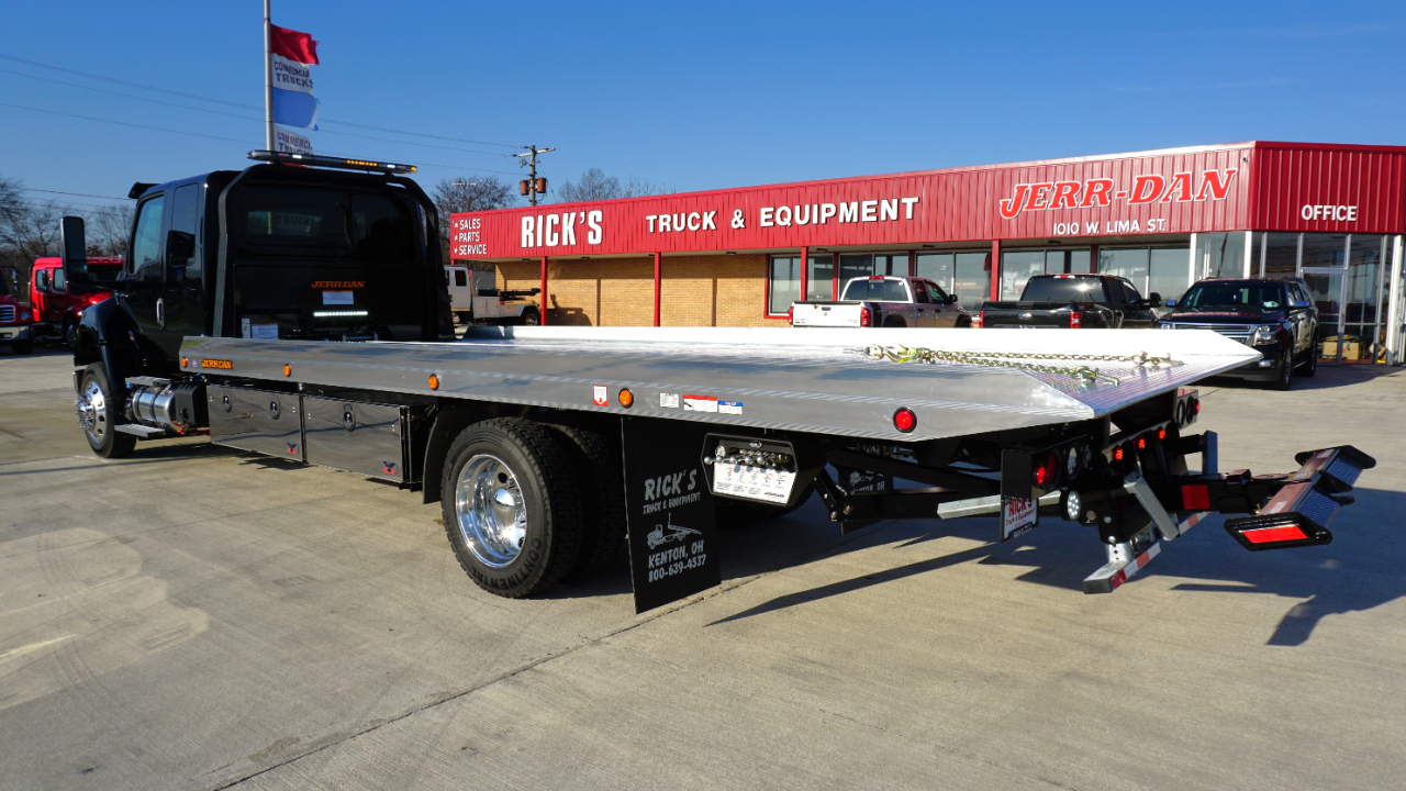 International MV607  2026