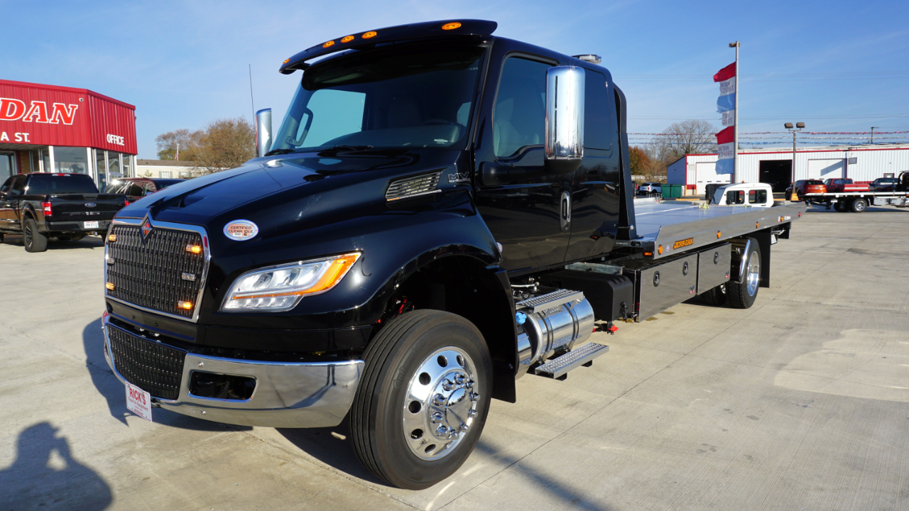 International MV607  2026