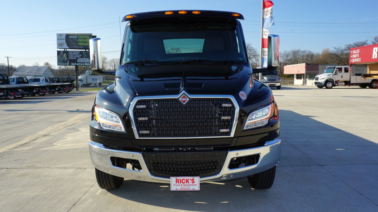 International MV607  2026