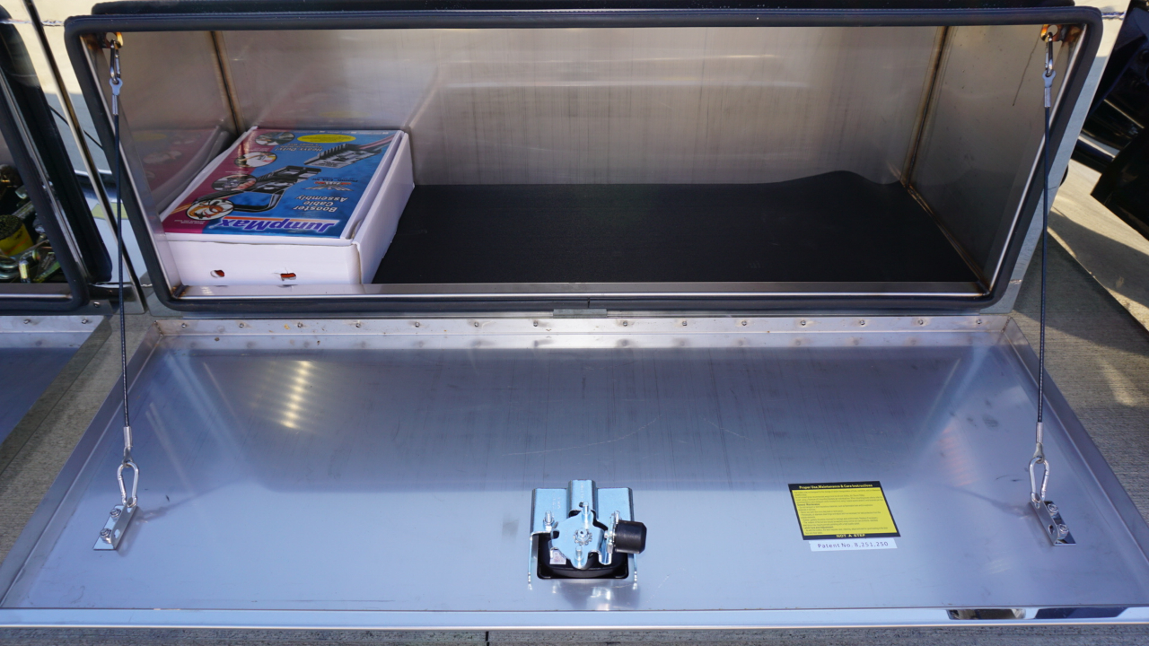 International MV607  2026