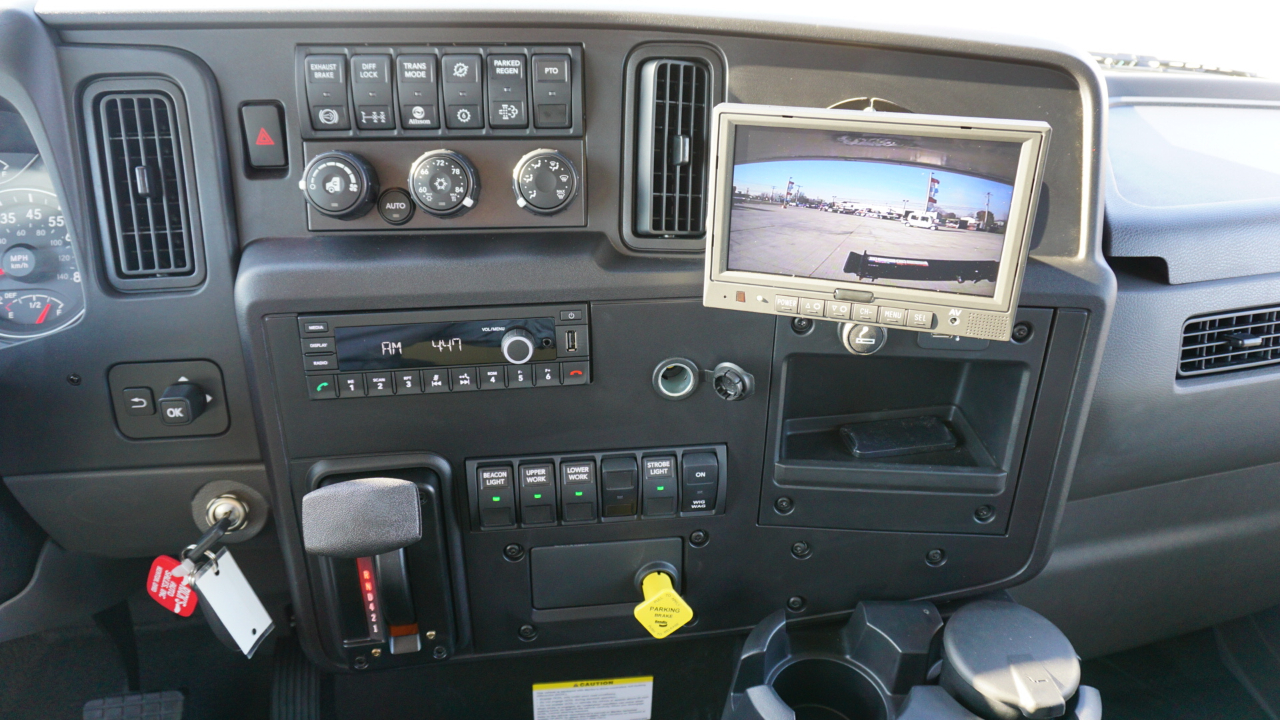 International MV607  2026