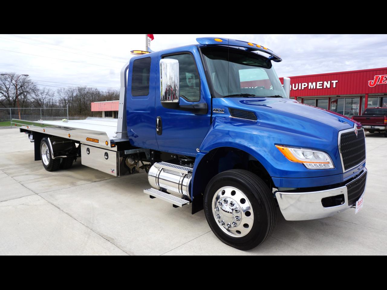 2026 International MV607 Ext Cab Jerrdan 22'XLP Aluminum Rollback Tow Truck