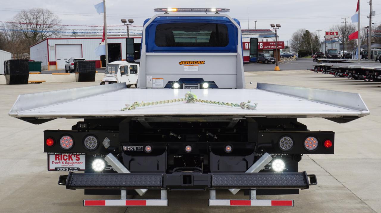 International MV607  2026