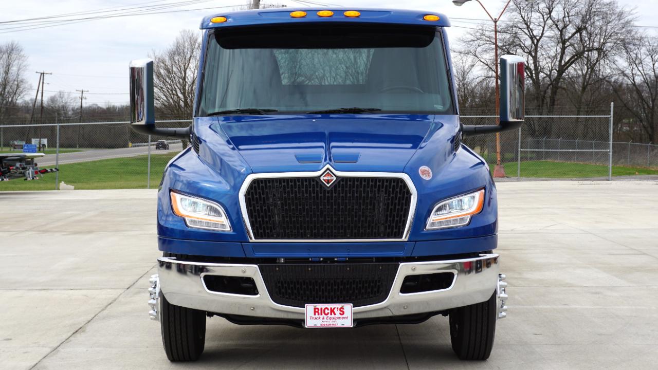 International MV607  2026