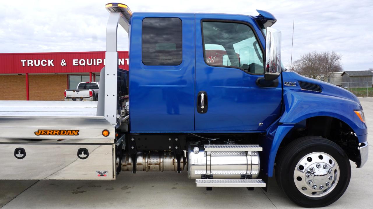 International MV607  2026