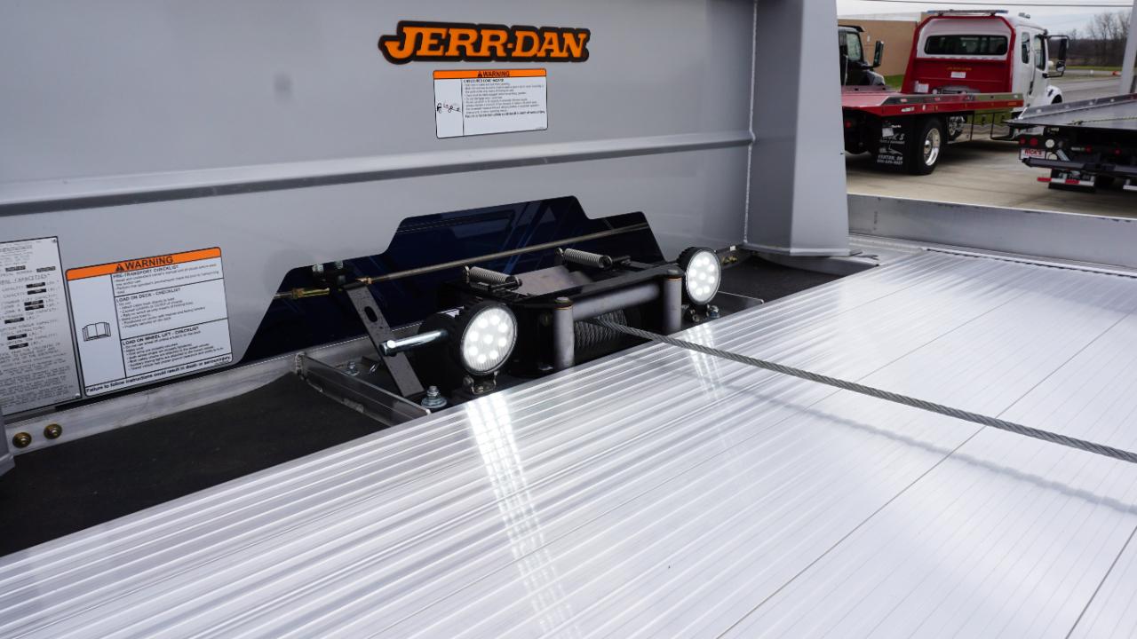 International MV607  2026