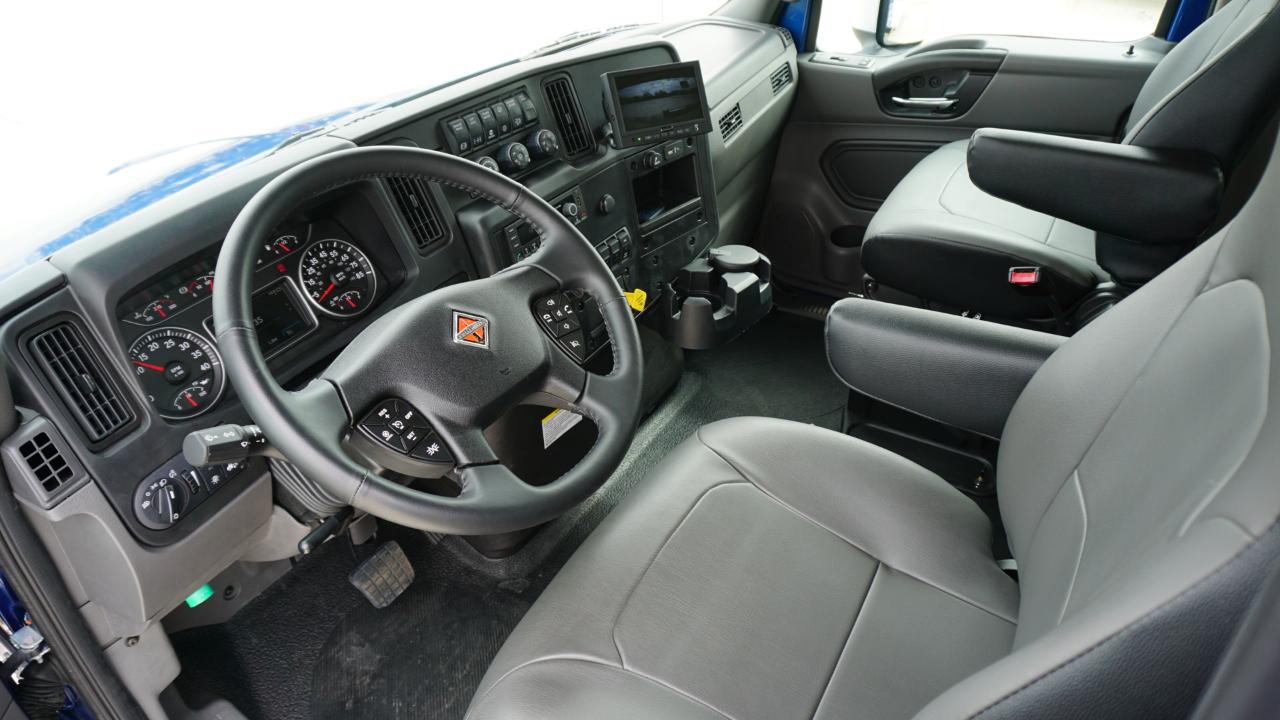 International MV607  2026