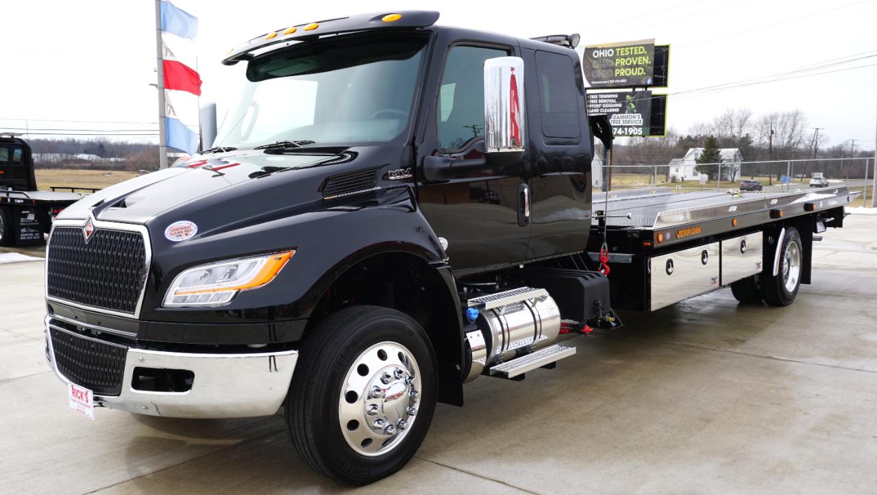 International MV  2026