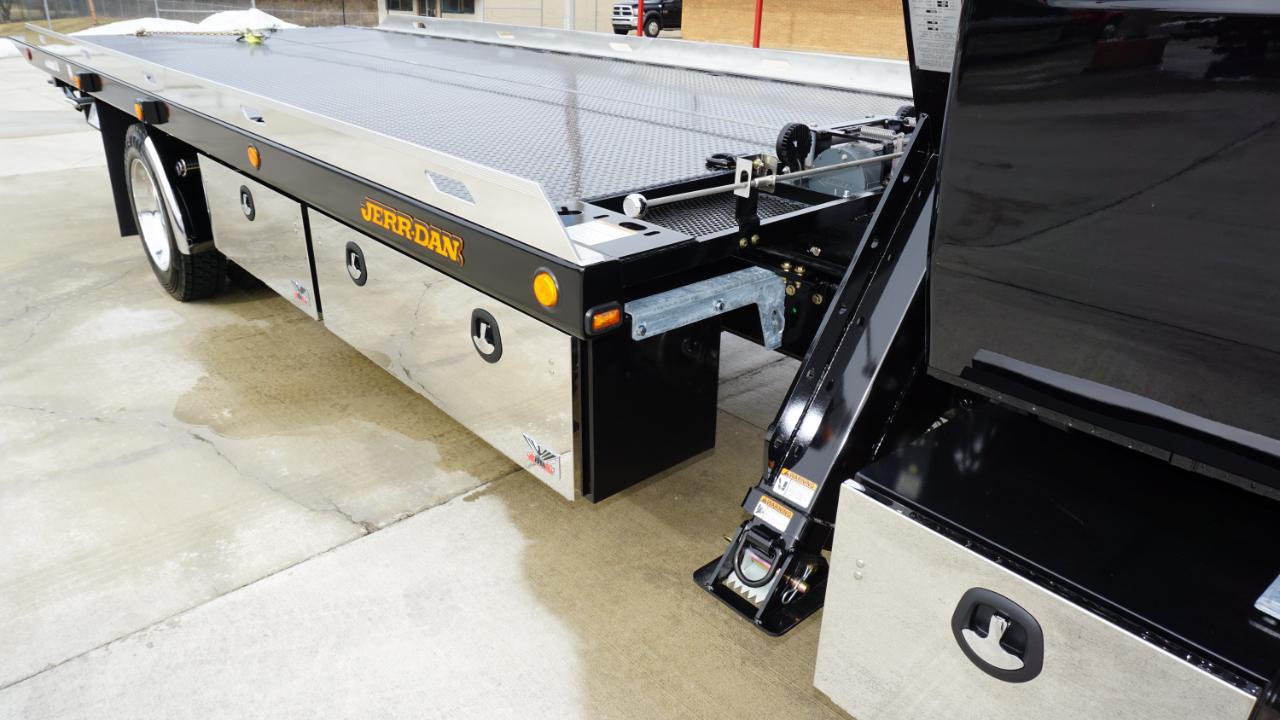 International MV  2026