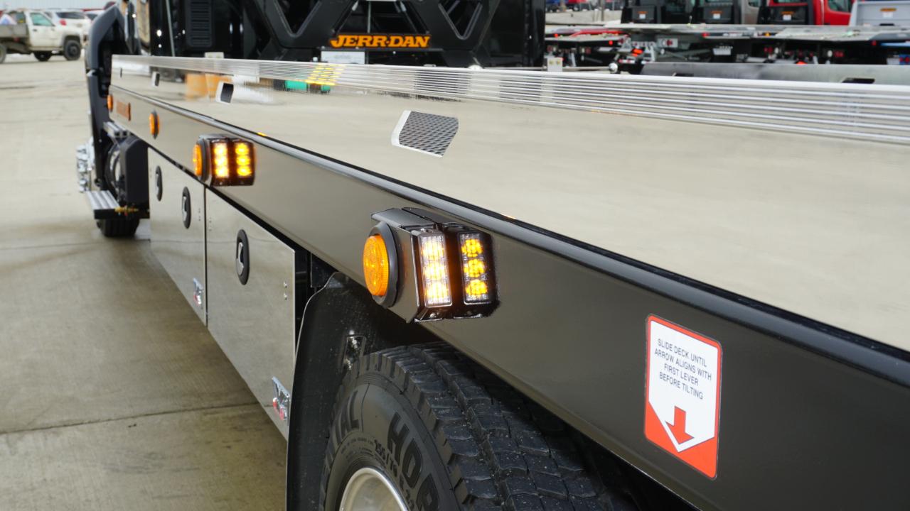 International MV  2026