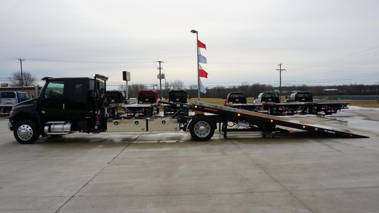 International MV  2026