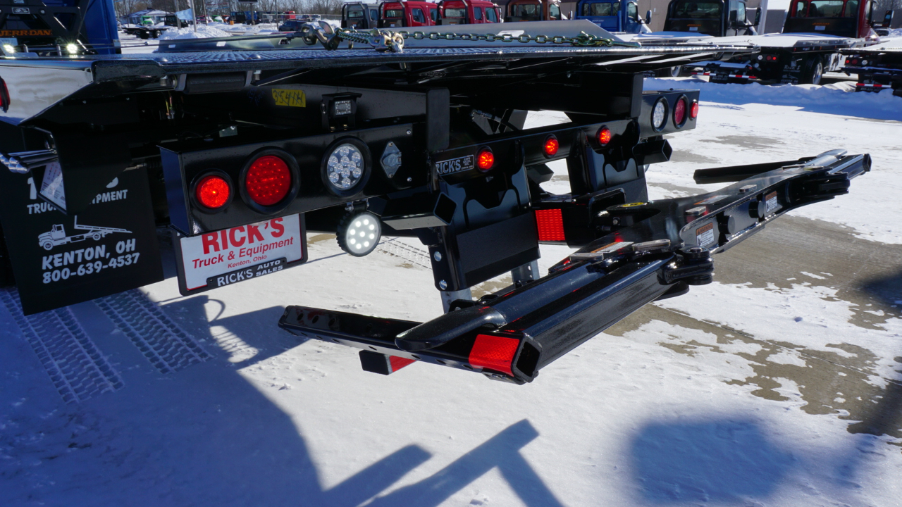 International MV607  2026