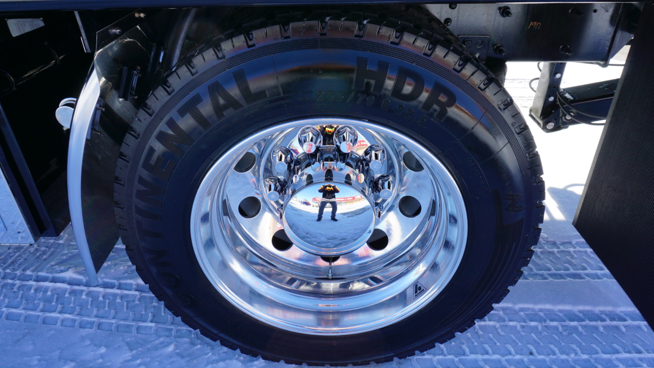 International MV607  2026